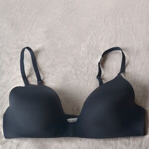 NWT PINK Victoria's Secret Wireless Adjustable Black Bra 34C